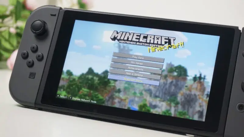 Nintendo and Microsoft fraternize around cross-play in Minecraft